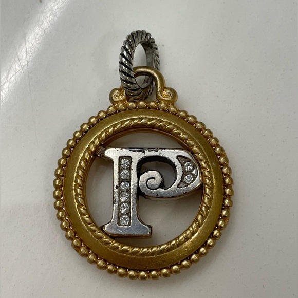 Vintage Brighton “P” Charm - Picture 2 of 4